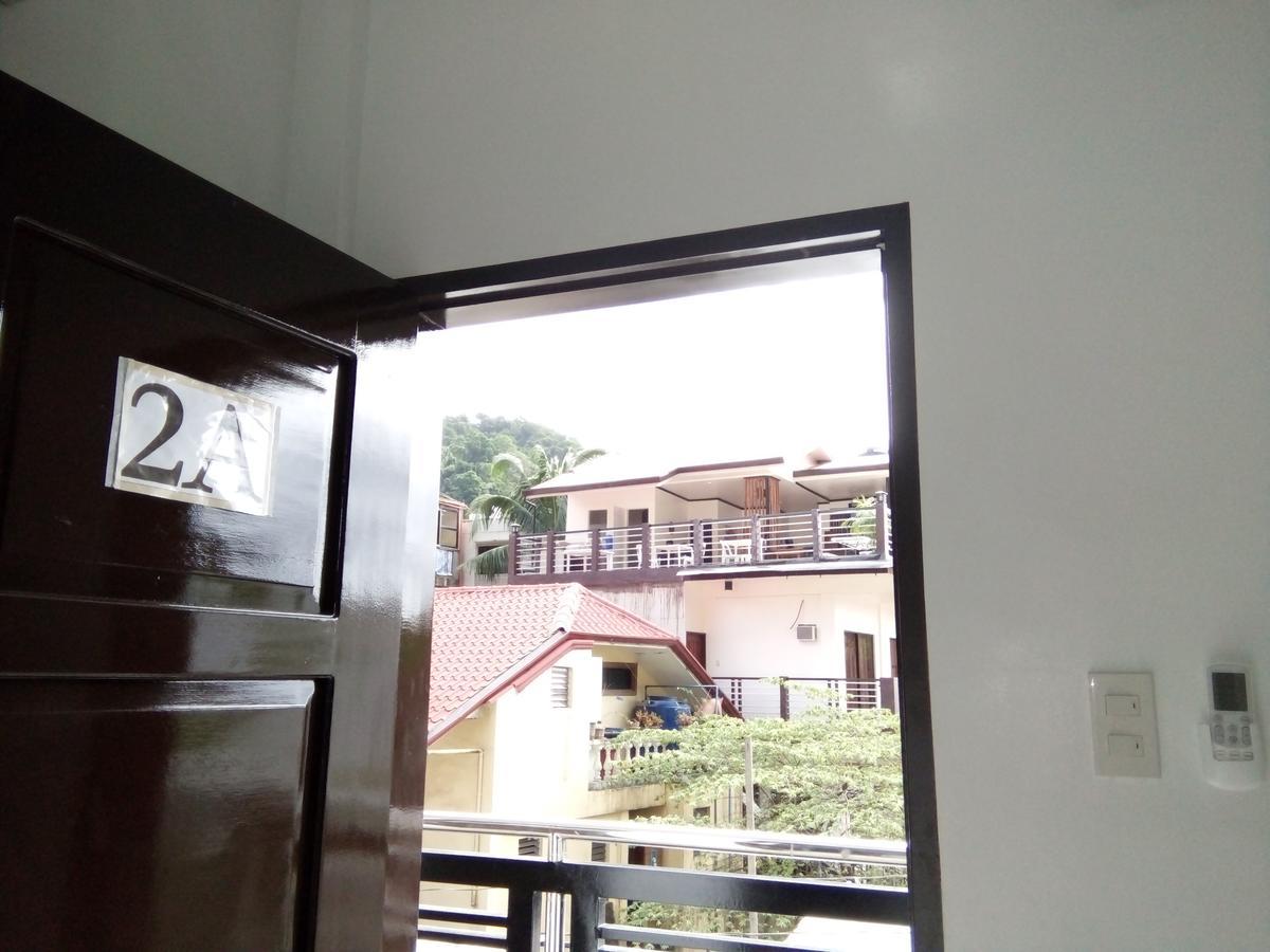 Chelle'S Apartelle - Inn Эль-Нидо Экстерьер фото
